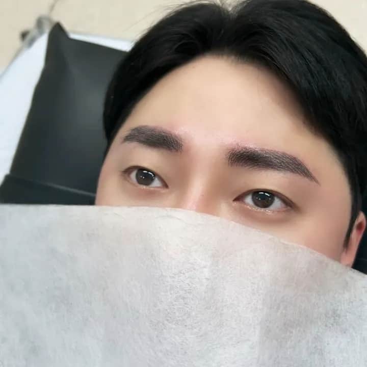 남자눈썹