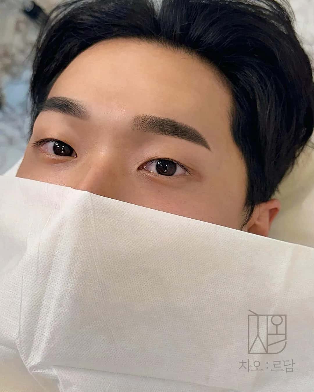 부산 남자 잔흔커버 눈썹