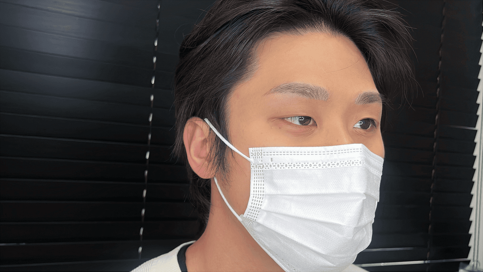 남자 자연눈썹